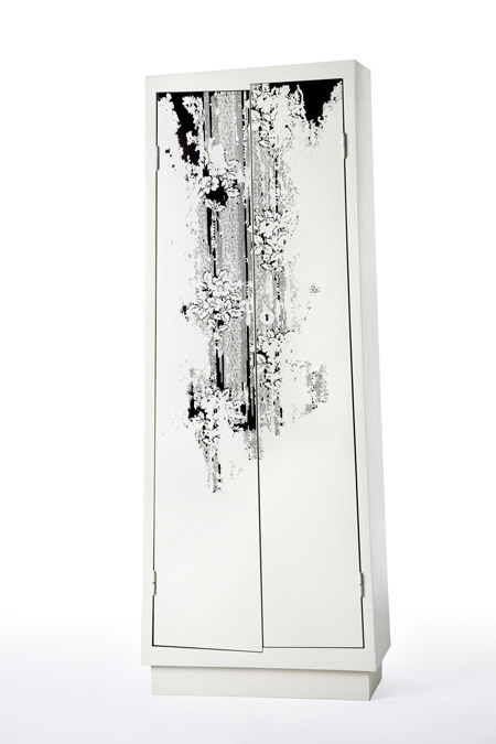 hidden-layers-by-folkform-peeling-wallpaper_cupboard.jpg