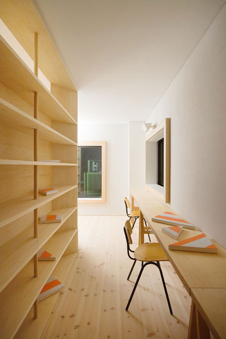 house-in-hiyoshi-by-hiroyuki-tanaka-architects-hokr_135_mg_1739_s.jpg