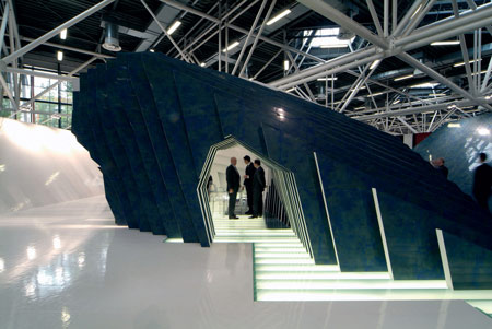 iris-and-fmg-by-francesco-librizzi-and-vittorio-venezia-cersaie2008-iris-142.jpg