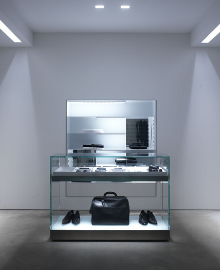 luisaviaroma-store-by-claudio-nardi-architects-luisa-01_pietrosavorelli.jpg