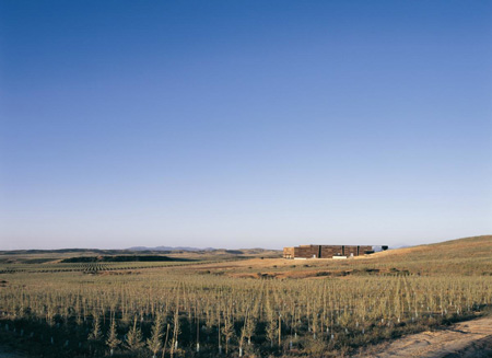 olisur-olive-oil-factory-by-gh-a-architects-1.jpg
