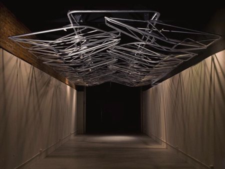 pendulum-plane-by-oyler-wu-collaborative-pendulum-3.jpg