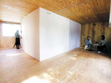 corner-house-by-masahiro-kinoshita-ch-01.jpg