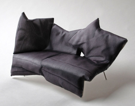 front-for-moroso-front_kuddsofa_side.jpg