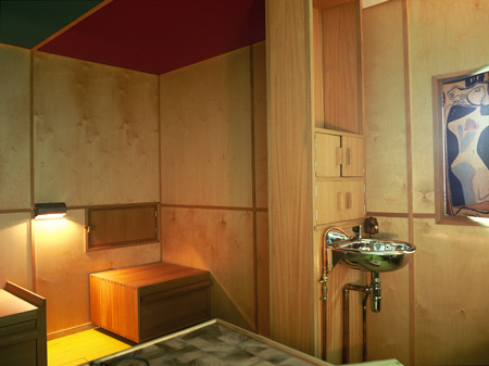 le-corbusier-cabanon-the-interior-ricostruzione-cabanon05a.jpg