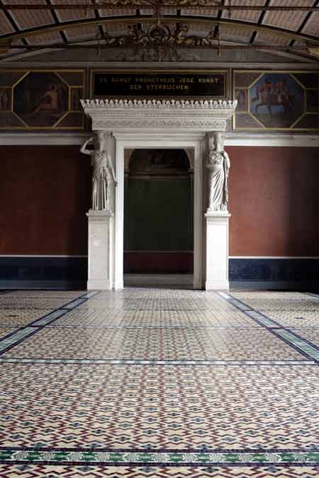 neues-museum-by-david-chipperfield-architects-and-julian-harrap-architects-346_10_uz_090217_n17.jpg