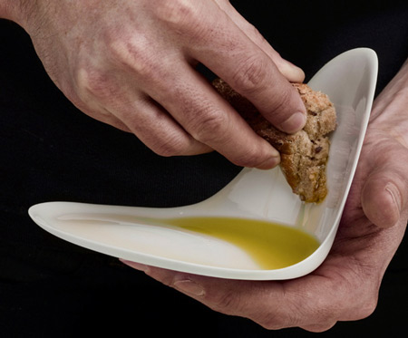 tableware-by-aldo-bakker-02-oil-platterbrproductio.jpg