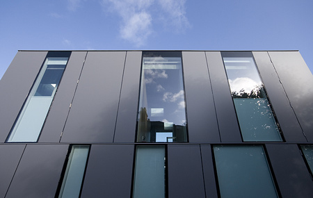 a-house-by-fkl-architects-0810_slr_front_06.jpg