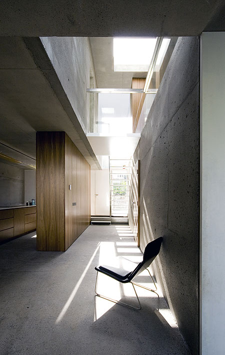 a-house-by-fkl-architects-0810_slr_groundfloor_07.jpg