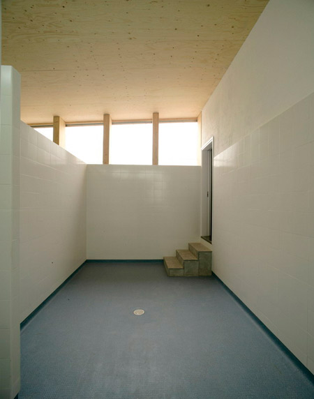 harquitectes_school-gym-704_dezeen-212b.jpg