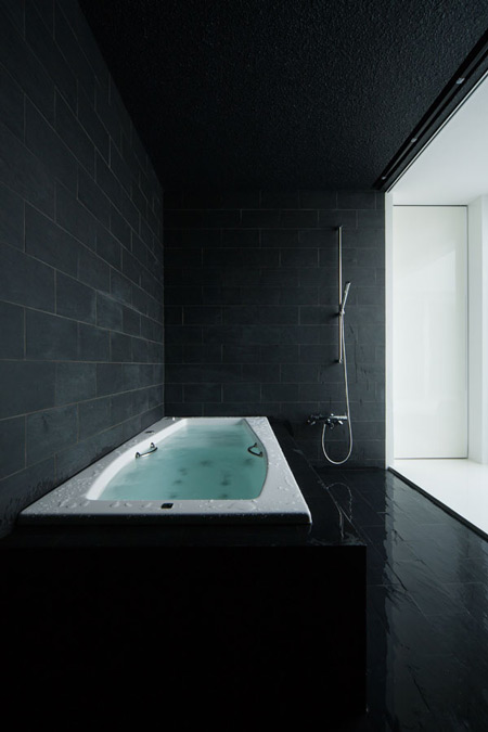 house-of-depth-by-formkouichi-kimura-architects-07_knsh_019_s.jpg