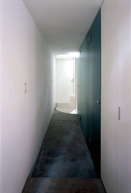 long-tall-house-by-spacespace-14.jpg