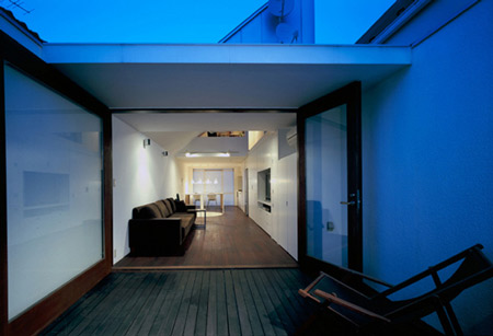long-tall-house-by-spacespace-19.jpg