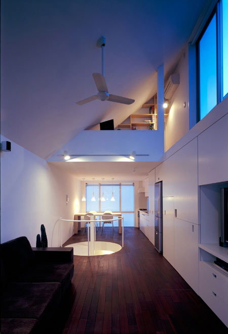 long-tall-house-by-spacespace-22.jpg