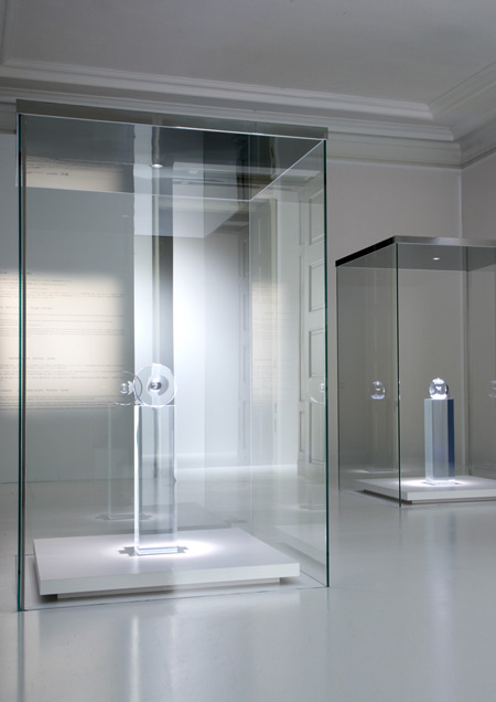 moon-fragment-by-tokujin-yoshioka-8_story-of_last-room.jpg