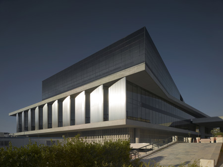 new-acropolis-museum-by-bernard-tschumi-architects-cr3849-090-small.jpg