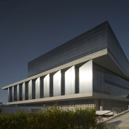 new-acropolis-museum-by-bernard-tschumi-architects-squ-cr3849-090-small.jpg