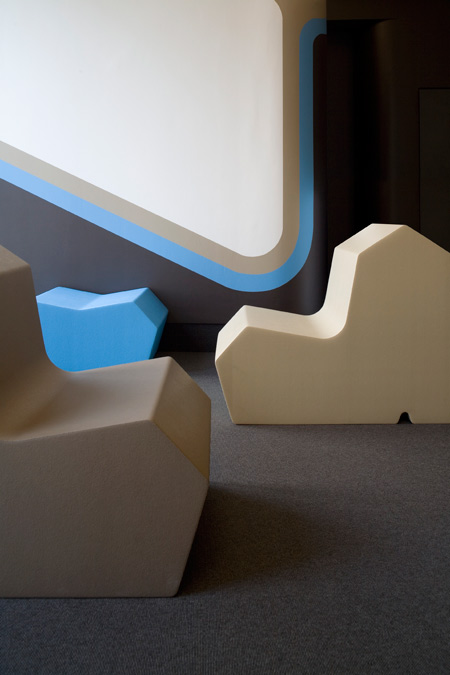 centre-for-dentistry-by-j-mayer-h-architects-jmh_zfz_empfang_204.jpg