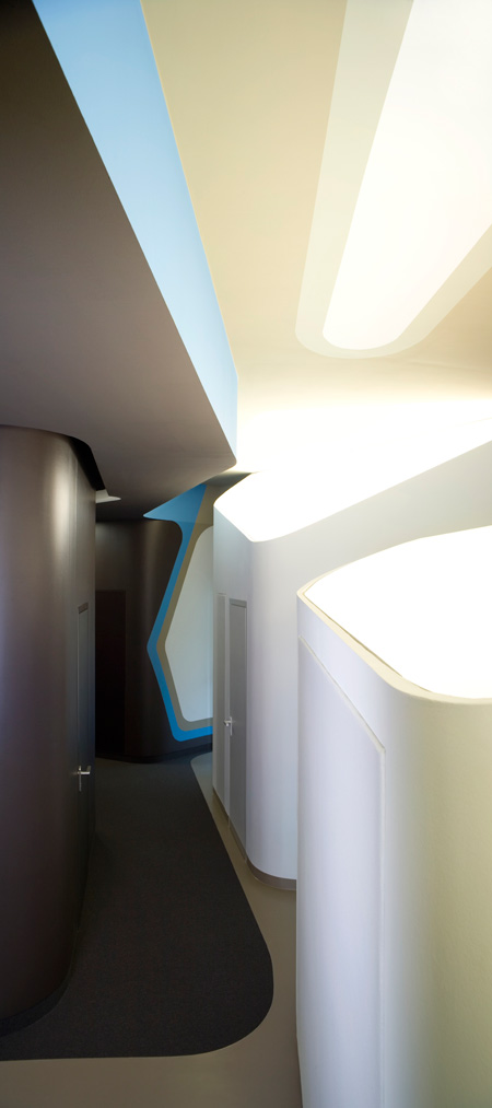 centre-for-dentistry-by-j-mayer-h-architects-jmh_zfz_mundhygiene_2b08.jpg