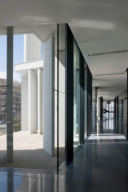 court-of-sant-boi-de-llobregat-by-baas-architects-duccio-malagamba_0398290.jpg