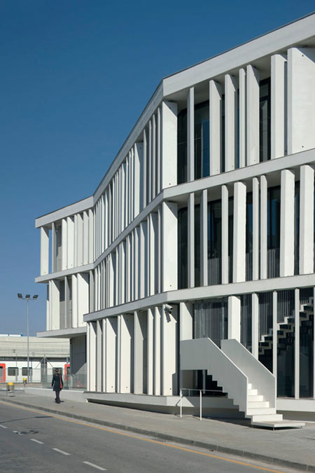 court-of-sant-boi-de-llobregat-by-baas-architects-duccio-malagamba_188403-4.jpg