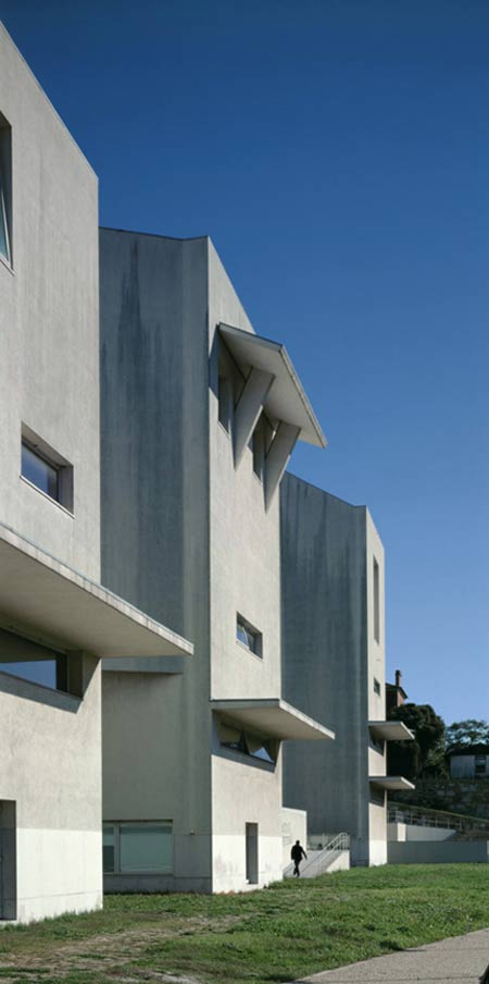 duccio-malagamba-photographs-alvaro-siza-faculty-of-architecture-porto-1.jpg