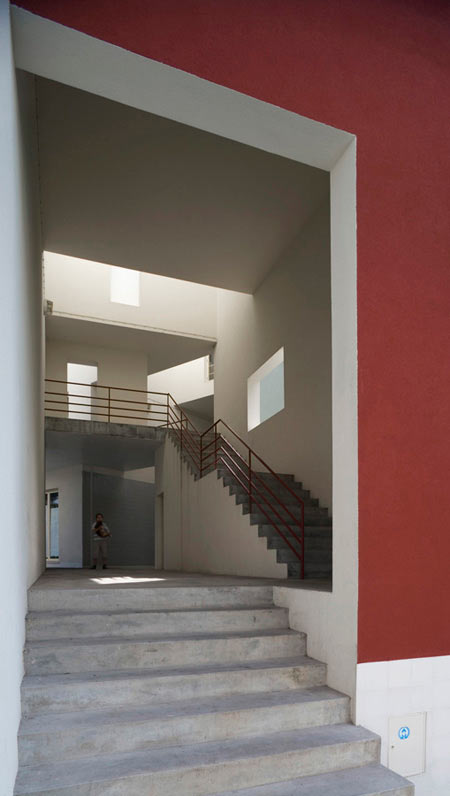 duccio-malagamba-photographs-alvaro-siza-saal-bouca-housing-1.jpg