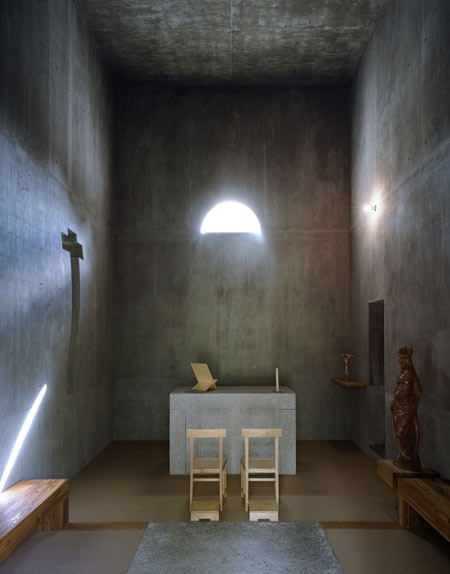 duccio-malagamba-photographs-alvaro-siza-santo-ovidio-state.jpg