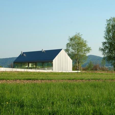 house-hb_12_sq.jpg