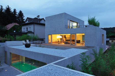 housed_08-housed_12.jpg