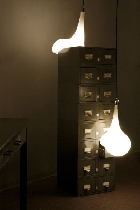 light-blubs-by-pieke-bergmans-130o5964_2.jpg