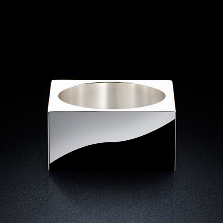 minimalux_silver-pot_30sq.jpg
