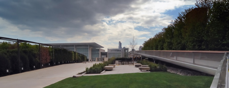 modern-wing-at-the-art-institute-of-chicago-by-renzo-piano-modern_wing_bridge.jpg