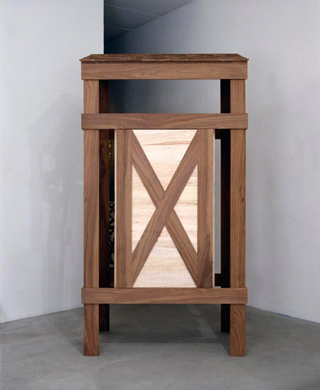 repacked-by-studio-makkink-bey-design_makkink_bey_expo09_gardentoolcabinet_corti_72dpi_25cm.jpg