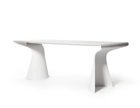 skitch-launches-in-milan-skitsch-blow-up-table-d.jpg