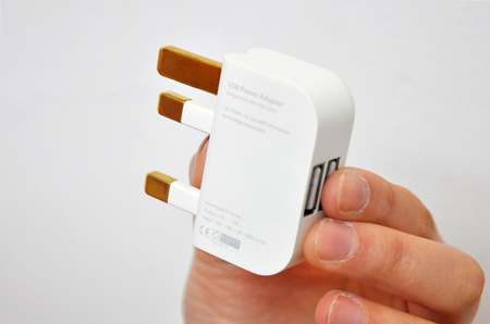 choi_uk_folding_plug08.jpg