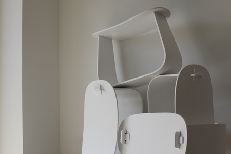 Harry stool by Massproductions_harry_01_julia_hetta.jpg