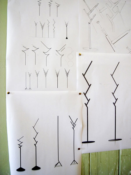 twig-coat-stand-by-jamie-mclellan-twigdevelopment.jpg