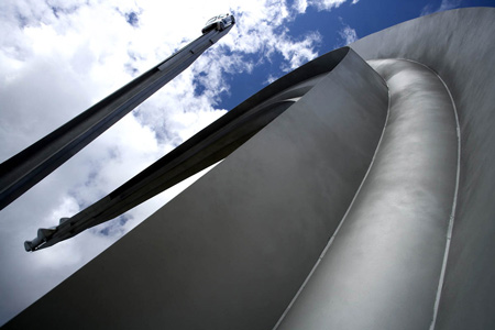 audi-sculpture-by-gerry-judah-5.jpg