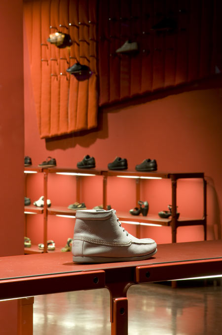 camper-store-by-studio-bouroullec-05.jpg
