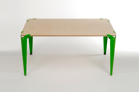 clamped-table-by-ryan-sorrell4.jpg