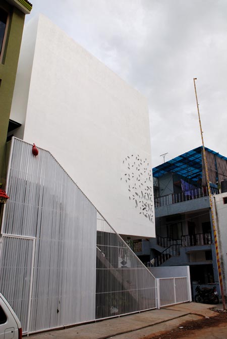 house-in-bangalore-by-cadence-4.jpg