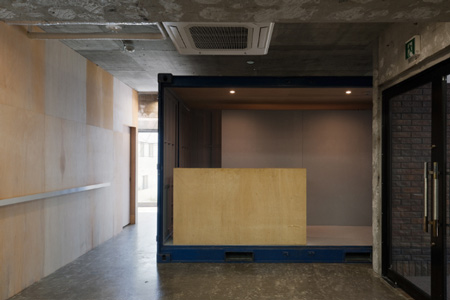 lim-code-salon-by-isolation-unit-11.jpg