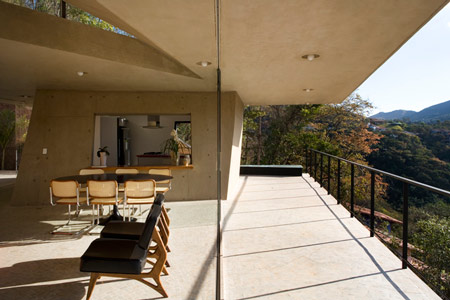pl-house-by-fernando-maculanpedro-morais-07.jpg