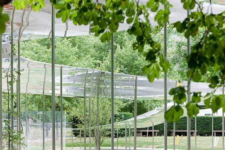 serpentine-galley-pavilion-by-sanaa-3-8.jpg