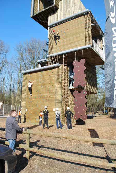 viewing-tower-by-atelier-een-architecten-05a.jpg