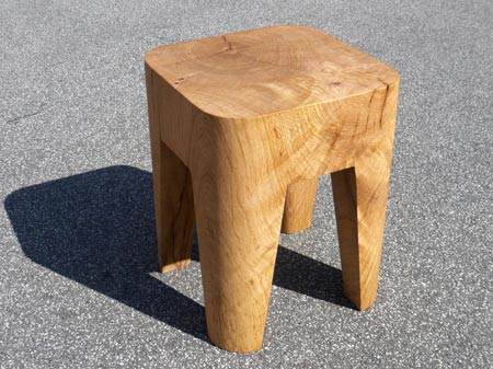 bow-wow-stool-by-morten-emil-engel-02.jpg