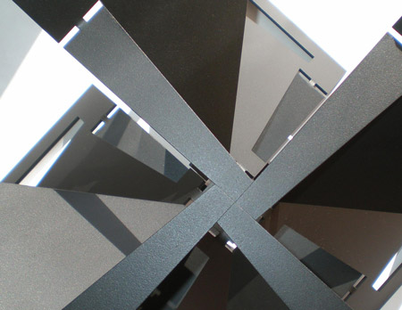dzn4foldlow-detail.jpg