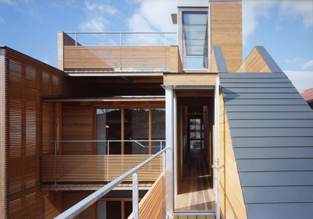 house-in-wakaura-by-archivi-architects-associates12.jpg