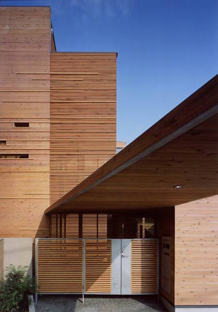 house-in-wakaura-by-archivi-architects-associates14.jpg